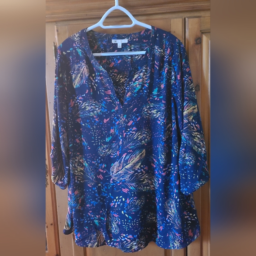 DR2 Multicolor Feather Print Blouse
